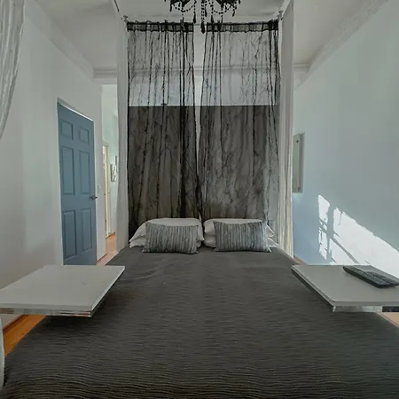 Distrito Condesa Rooms And Studios-2
